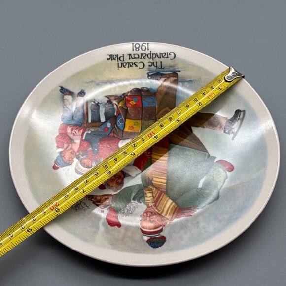 Edwin Knowles "The Skating Lesson" by Joseph Csatari Collectible Plate - Picture 6 of 6